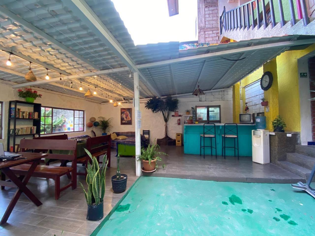 Garden House Hostal Banos  Ngoại thất bức ảnh