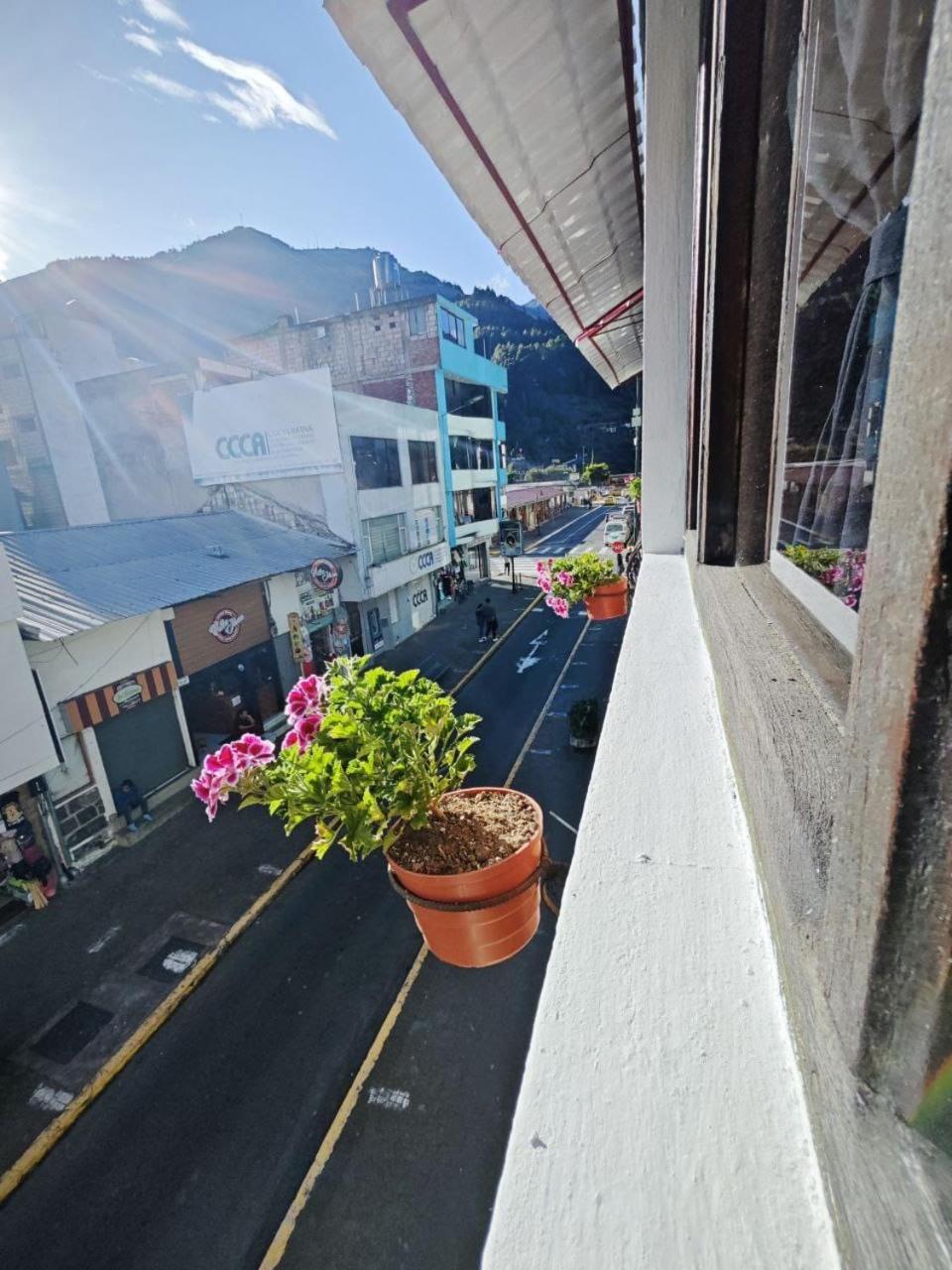 Garden House Hostal Banos  Ngoại thất bức ảnh
