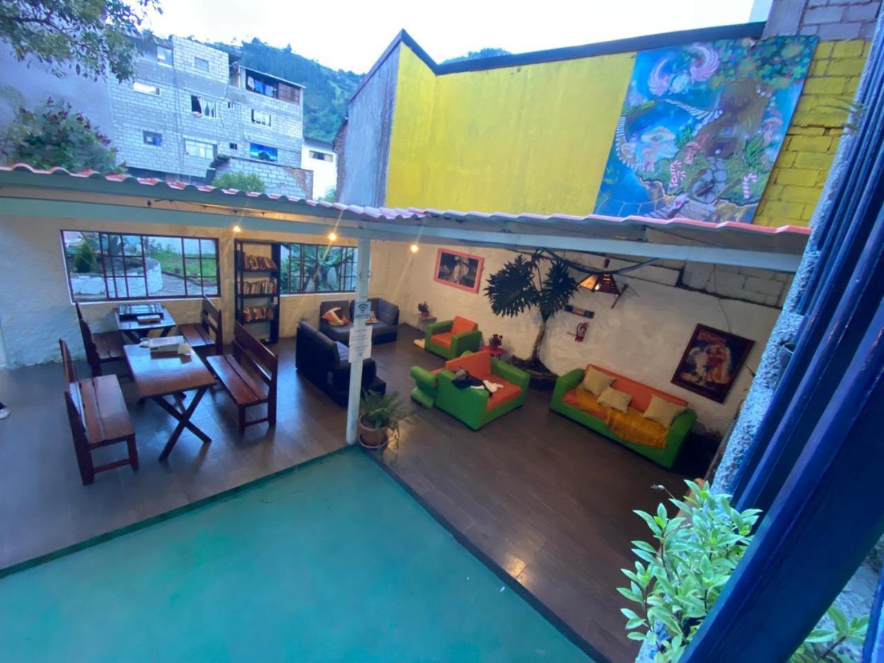 Garden House Hostal Banos  Ngoại thất bức ảnh
