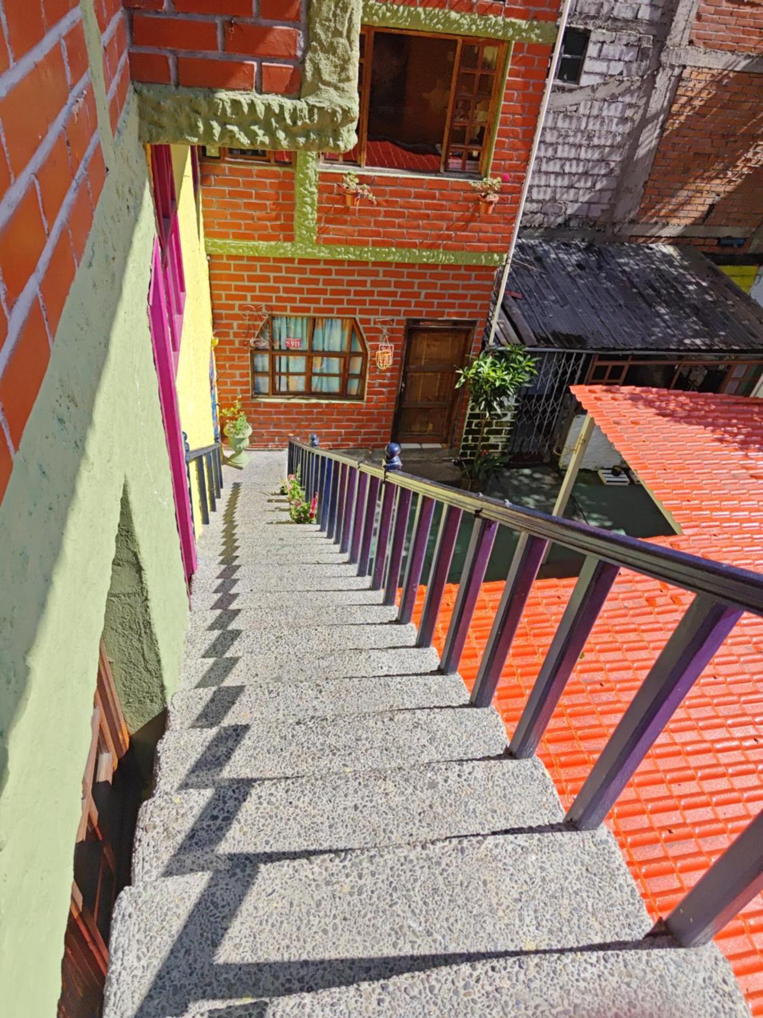 Garden House Hostal Banos  Ngoại thất bức ảnh